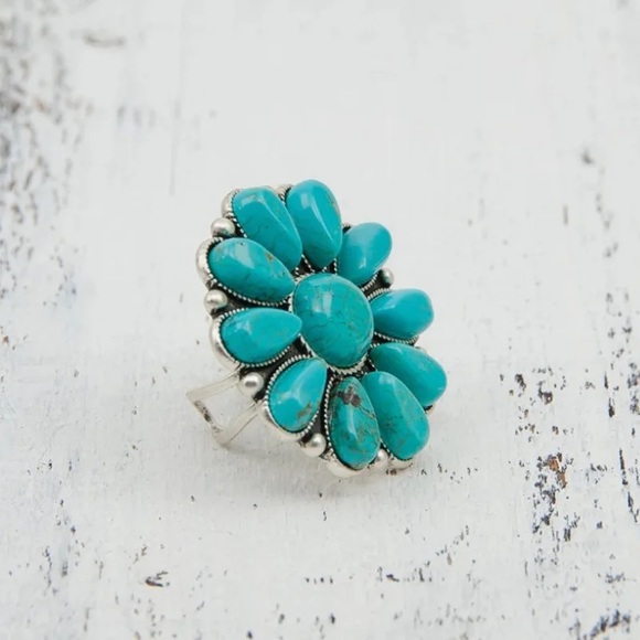 New turquoise adjustable western flower ring - Picture 2 of 3